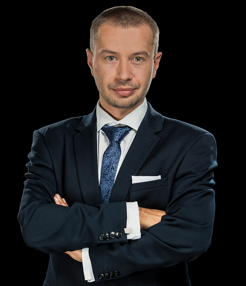 Mec. Łukasz Kwaśnik specjalizuje się w sprawach związanych z procesem inwestycyjno-budowlanym oraz sprawami gospodarki nieruchomości.
